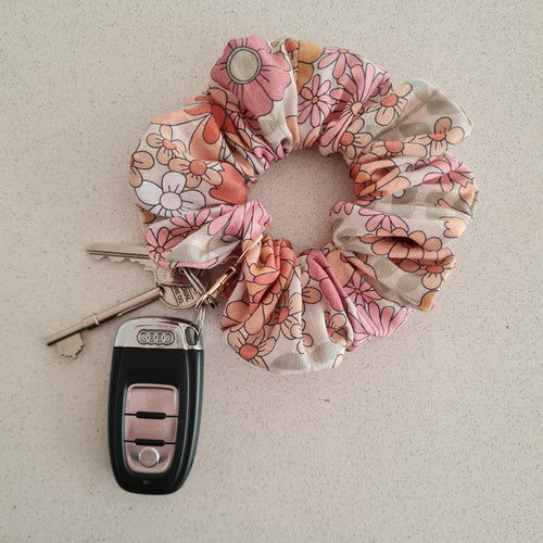 Pink Retro Floral Scrunchie Wristlet / Keychain