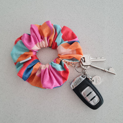 Scrunchlet, scrunchie wristlet, scrunchie keyring 