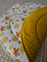 Load image into Gallery viewer, Mustard Bloom / Mustard Minky dot Play mat