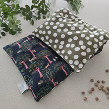 Load image into Gallery viewer, Midnight Forest / Olive Dots Large Heat pack