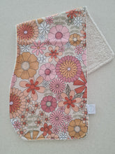 Load image into Gallery viewer, Retro Flower Burp Cloth